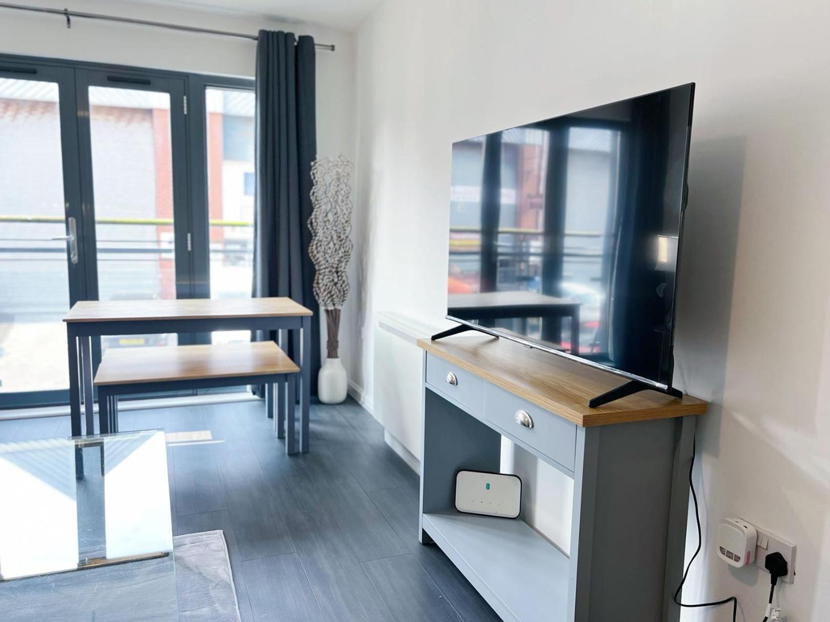 Comfort Seaside Two-Bedroom Apt Swansea Kültér fotó